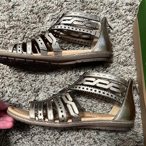 Earth gladiator sandal 7 - Picture 6 of 8